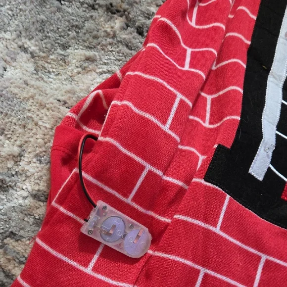 Dec 25th Mens Onesie Lightup Firepace - Picture 7 of 12